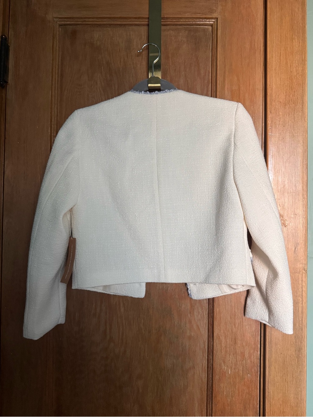 White tweed skirt suit set - Picture 10 of 16